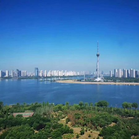 Howard Johnson Xiangyu Plaza Linyi 린이 외부 사진
