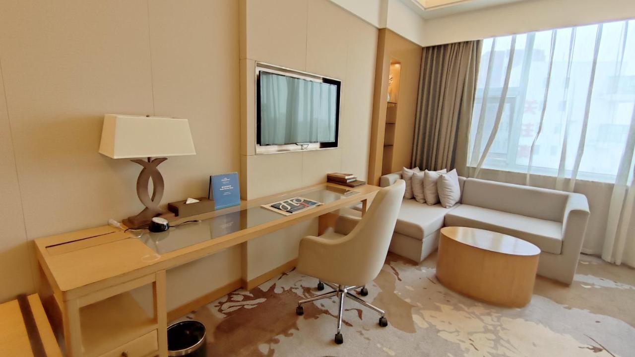 Howard Johnson Xiangyu Plaza Linyi 린이 외부 사진