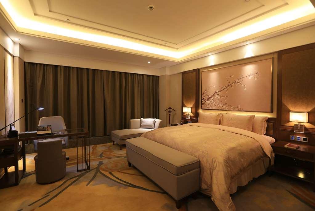 Howard Johnson Xiangyu Plaza Linyi 린이 객실 사진