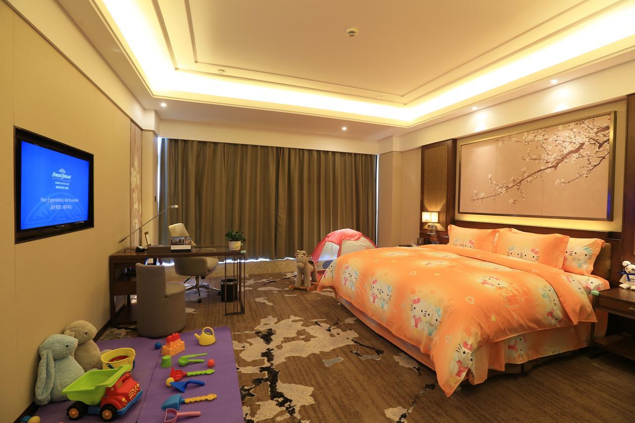 Howard Johnson Xiangyu Plaza Linyi 린이 외부 사진