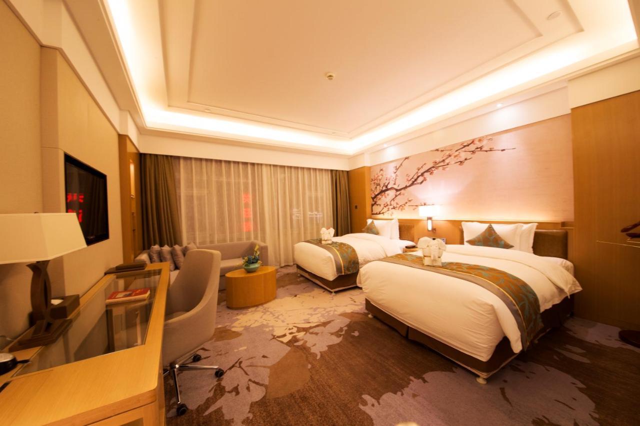 Howard Johnson Xiangyu Plaza Linyi 린이 외부 사진