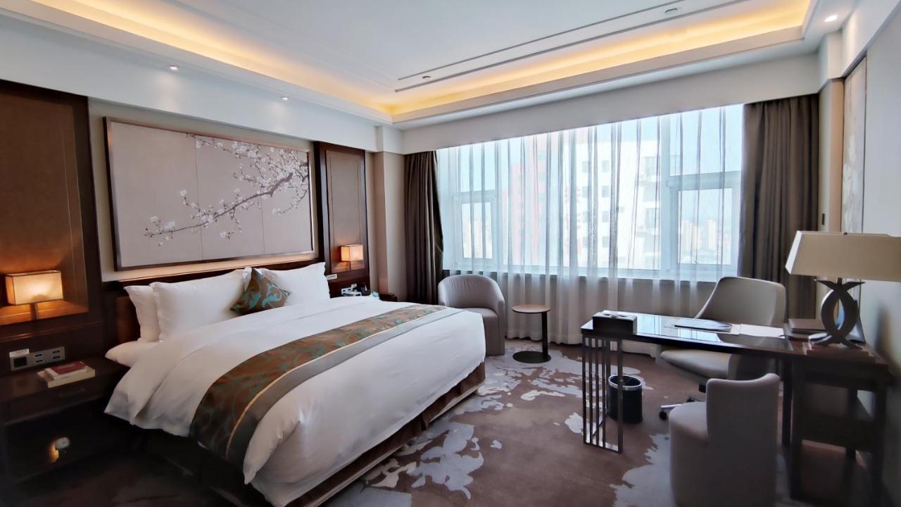 Howard Johnson Xiangyu Plaza Linyi 린이 외부 사진
